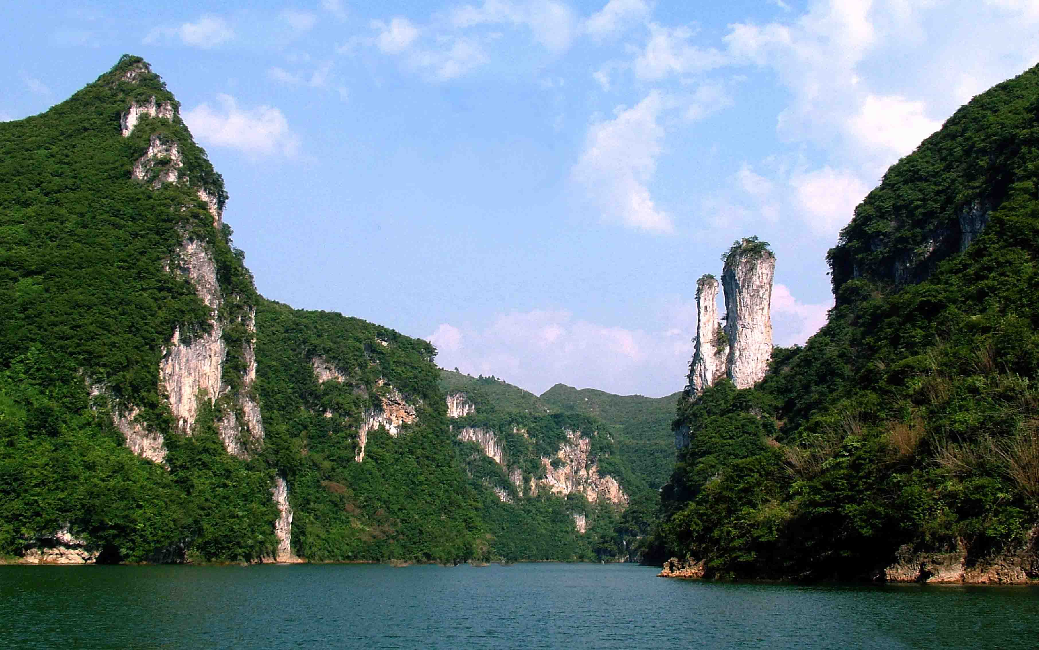 贵州5a级旅游攻略,贵州5a级景点的游玩线路图