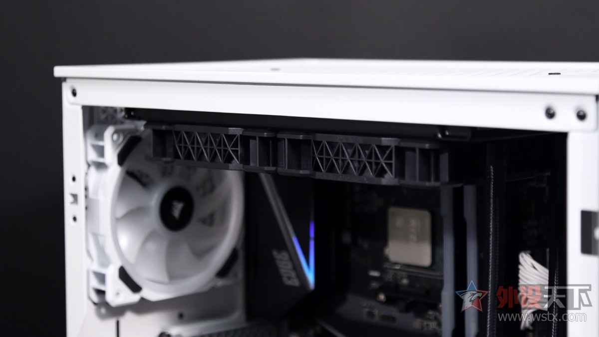 海盗船散热器h100i配十二代cpu,美商海盗船h150ipro散热效果