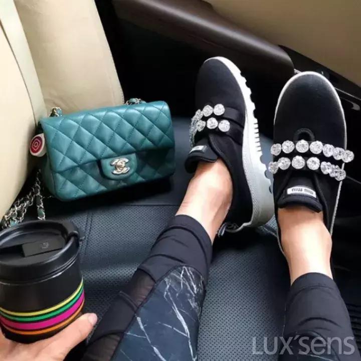 eva鏃跺皻鍗氫富,eva鍗氫富鍖呭寘