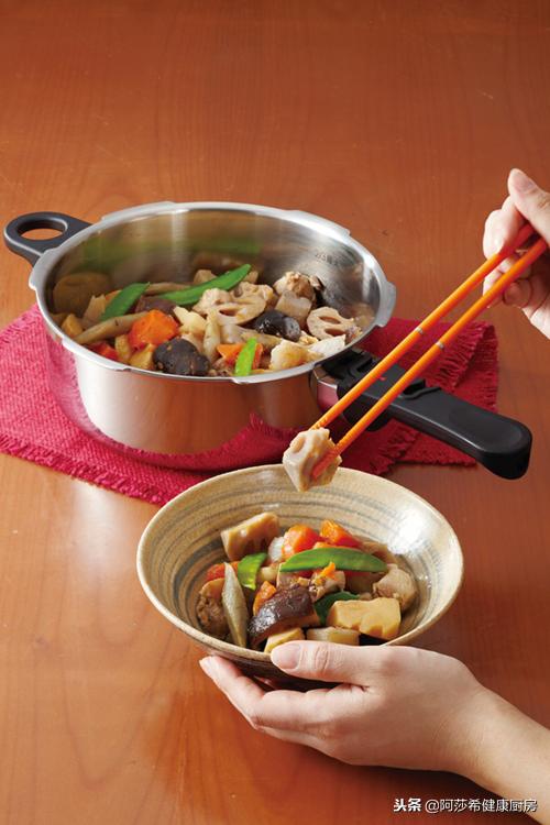 迷你可爱小电锅,电热小火锅小家庭必备