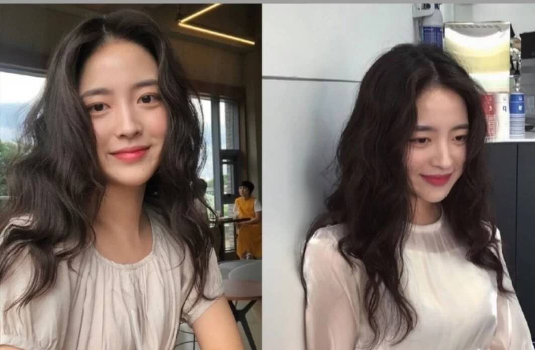 长脸自来卷适合什么好打理的发型,头发微卷脸型宽适合什么发型