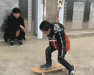 搞笑白色连衣裙视频,搞笑gif第356期