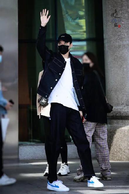 国潮复古百搭运动鞋,好看且便宜的国潮鞋推荐