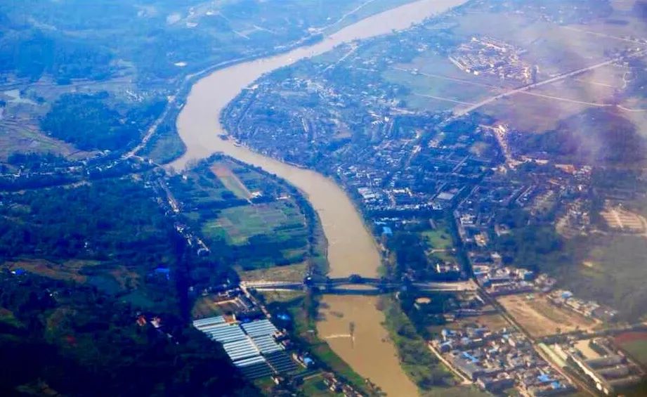 漫步天府之国黄龙溪古镇,成都黄龙溪鹿溪河