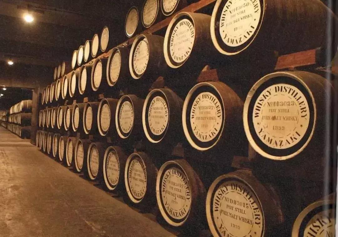 日本山崎12年单一麦芽威士忌700ml,山崎威士忌股价