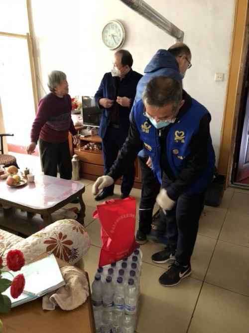 众志成城战疫情爱心捐款显真情,众志成城战疫情凝聚力量守家园