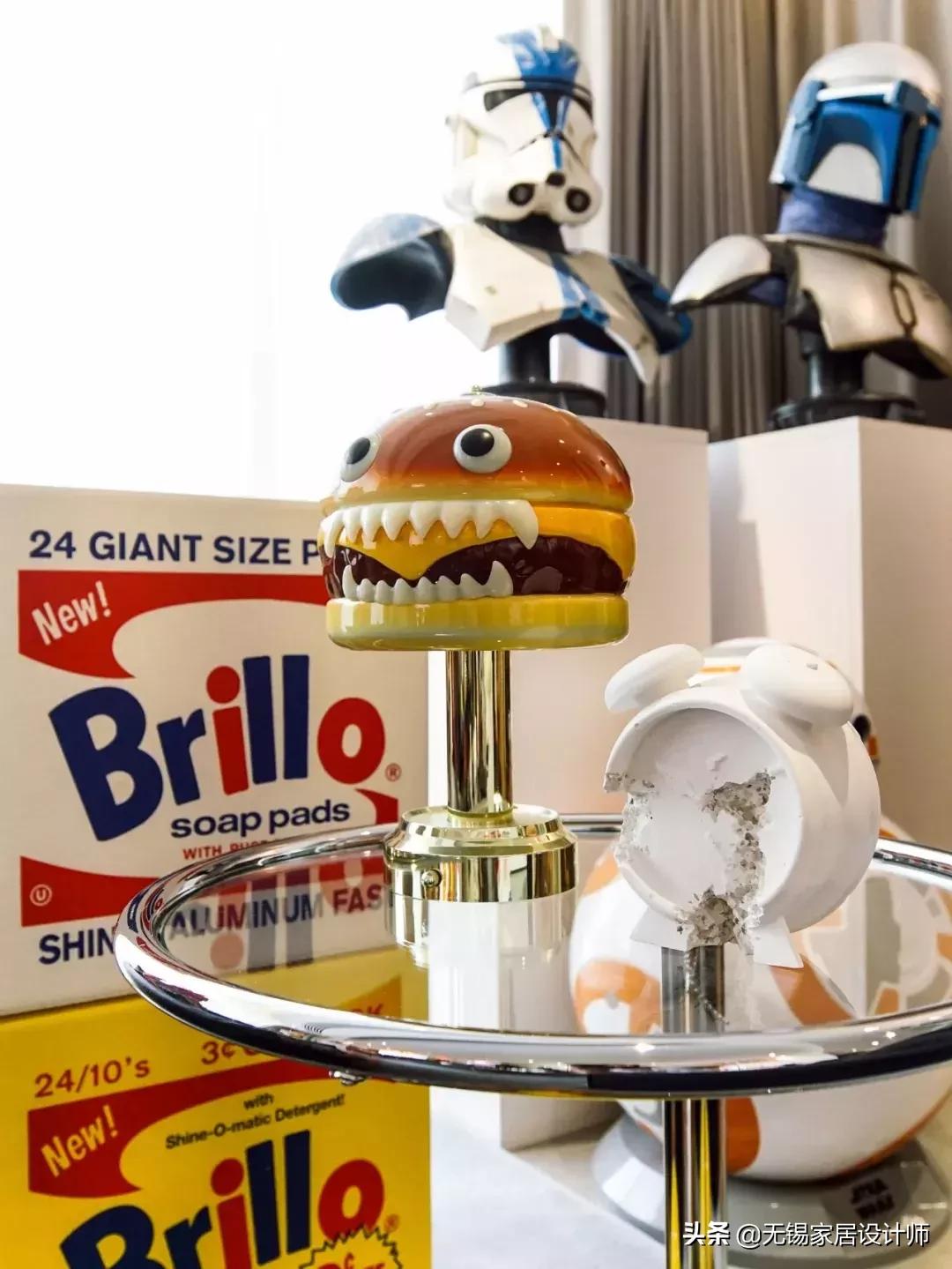 他在西湖边买200㎡豪宅，4年不住人，堆满的玩具总价超房子