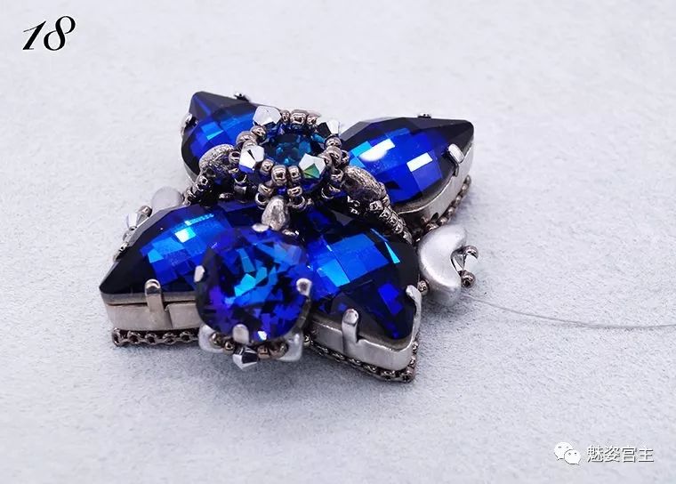 施华洛世奇红色四叶草水晶,红色心形水晶施华洛世奇