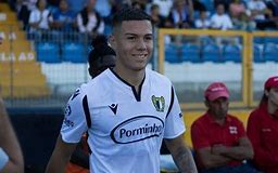 阿根廷足坛上最厉害的15位巨星,2022年阿根廷未来十大足球新星