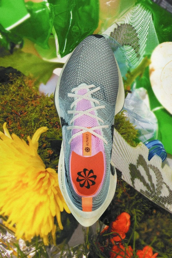 nikealphaflynext3中底科技,nikealphaflynextnature