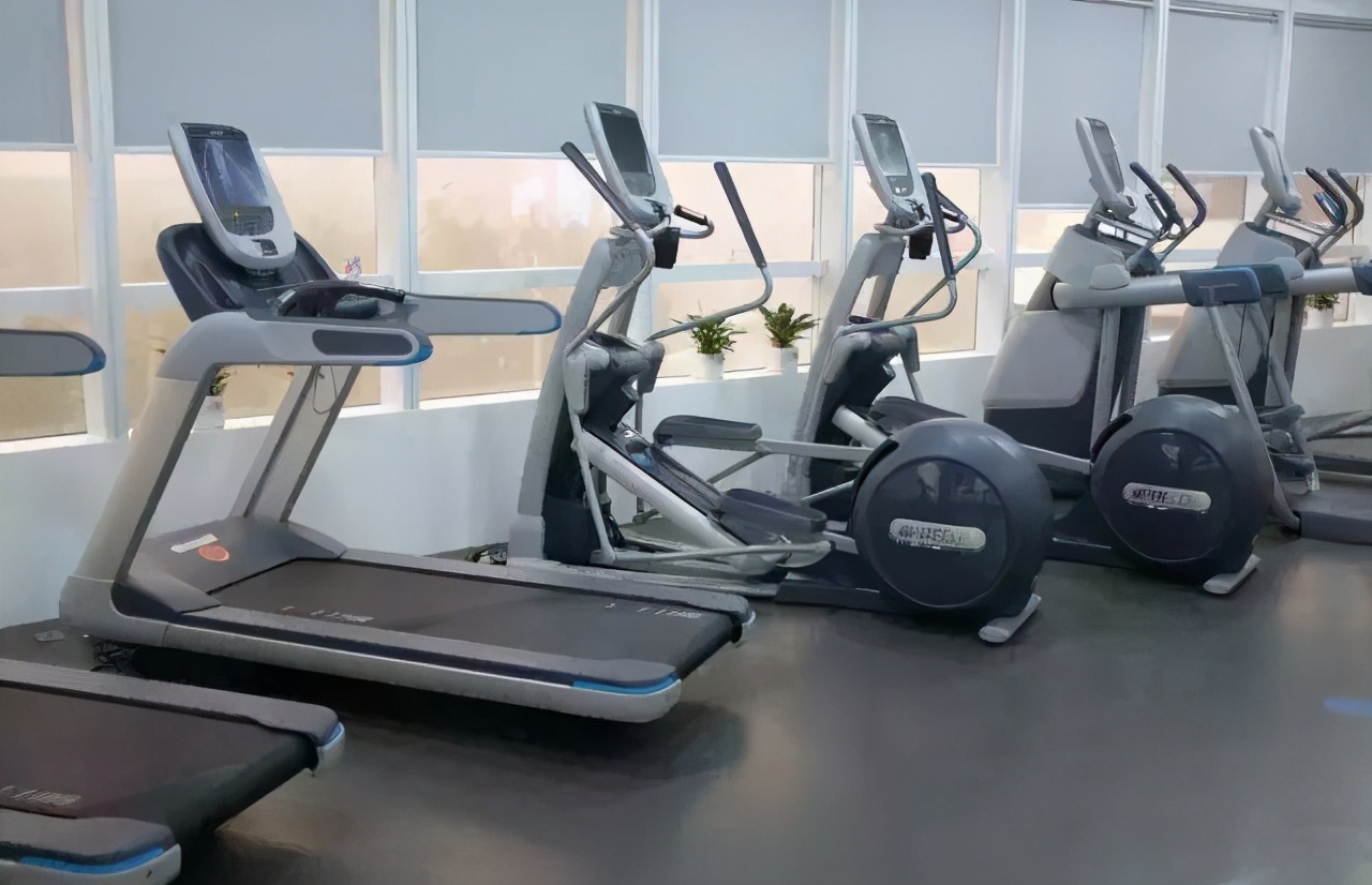 肾结石什么情况下会引起腰痛,肾结石导致的腰痛是什么感觉