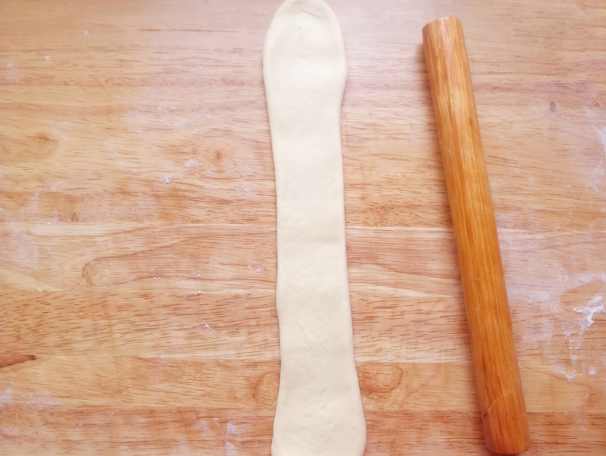 自制吐司家常做法,自己做吐司要想柔软好吃又拉丝