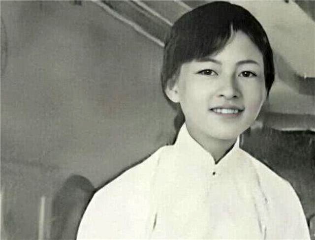 林徽因被冰心暗讽，被鲁迅骂“不纯洁”，为何她本人从不还嘴？