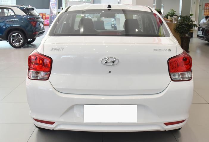 瑞纳5.99万,北京现代瑞纳最低配全款落地价