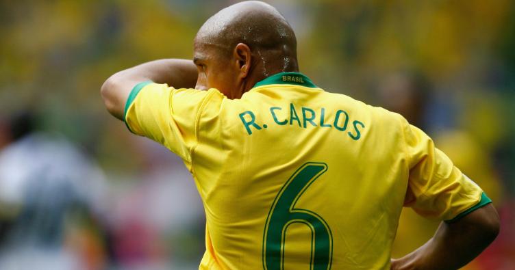 世界传奇卡洛斯,传奇卡洛斯和时刻卡洛斯哪个好