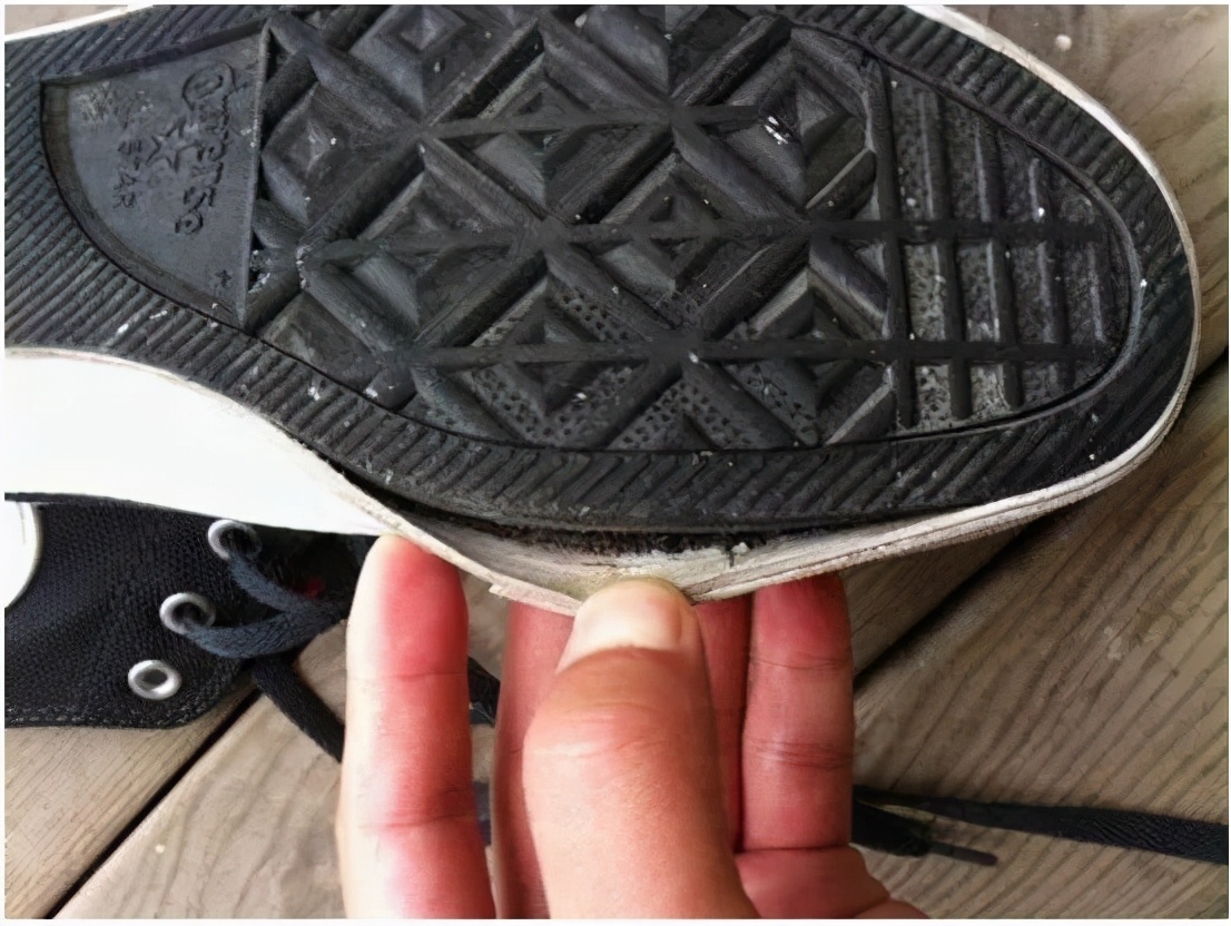 用声波震动来洗鞋子,声波清洗鞋子