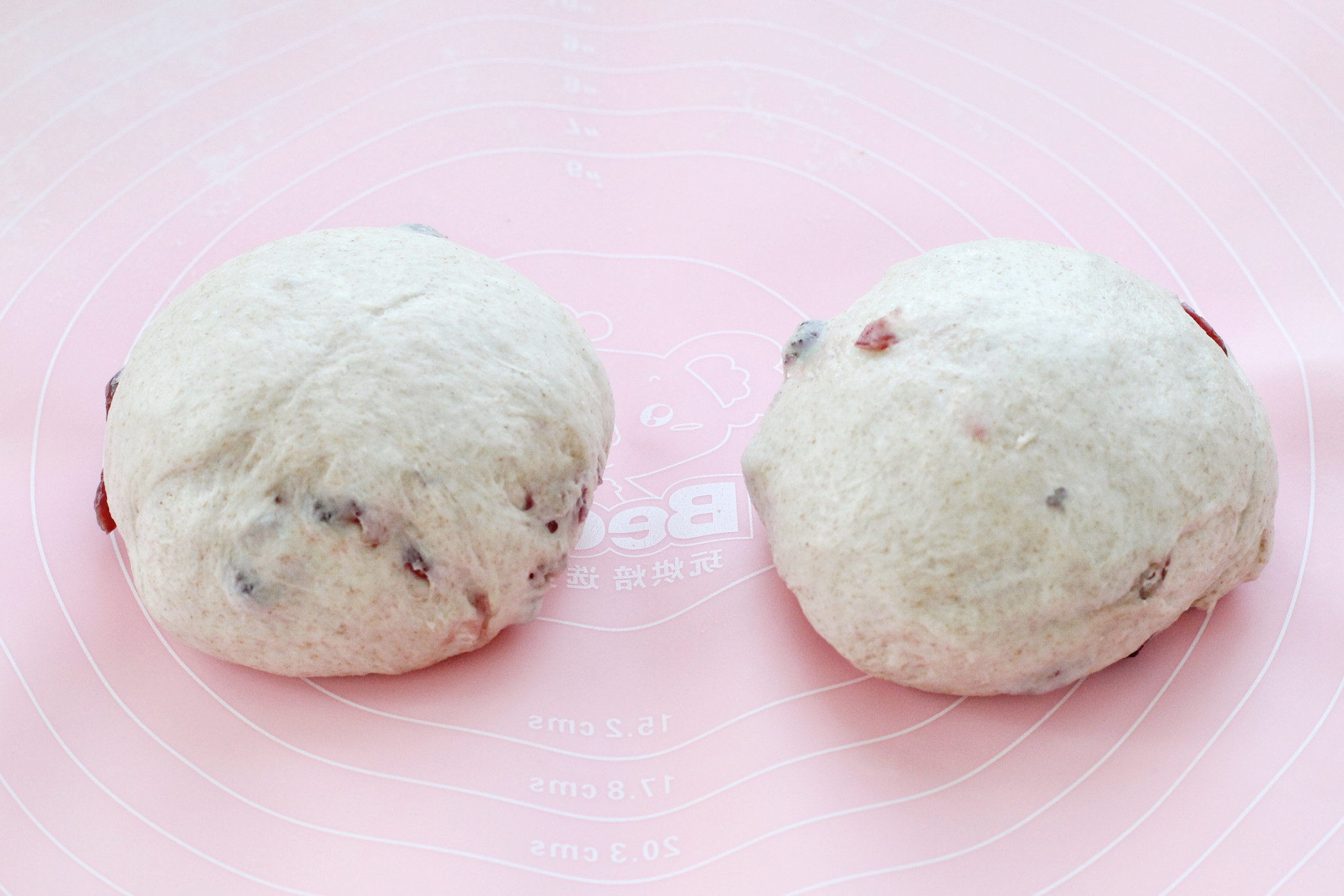 做面包免揉手套膜的方法,不用揉面出手套膜的面包做法