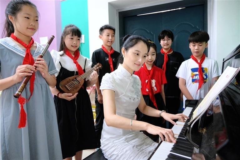 鏂伴灏忓鏁欒偛闆嗗洟,娴欐睙鏂伴灏忓鏁欒偛闆嗗洟