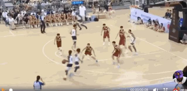 中美篮球差距还是太大,三场狂胜95分,詹韦儿子联手太强了