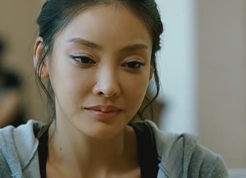 财阀控制中的韩娱圈，进行“黄色”交易，女星不堪*力暴**自杀身亡