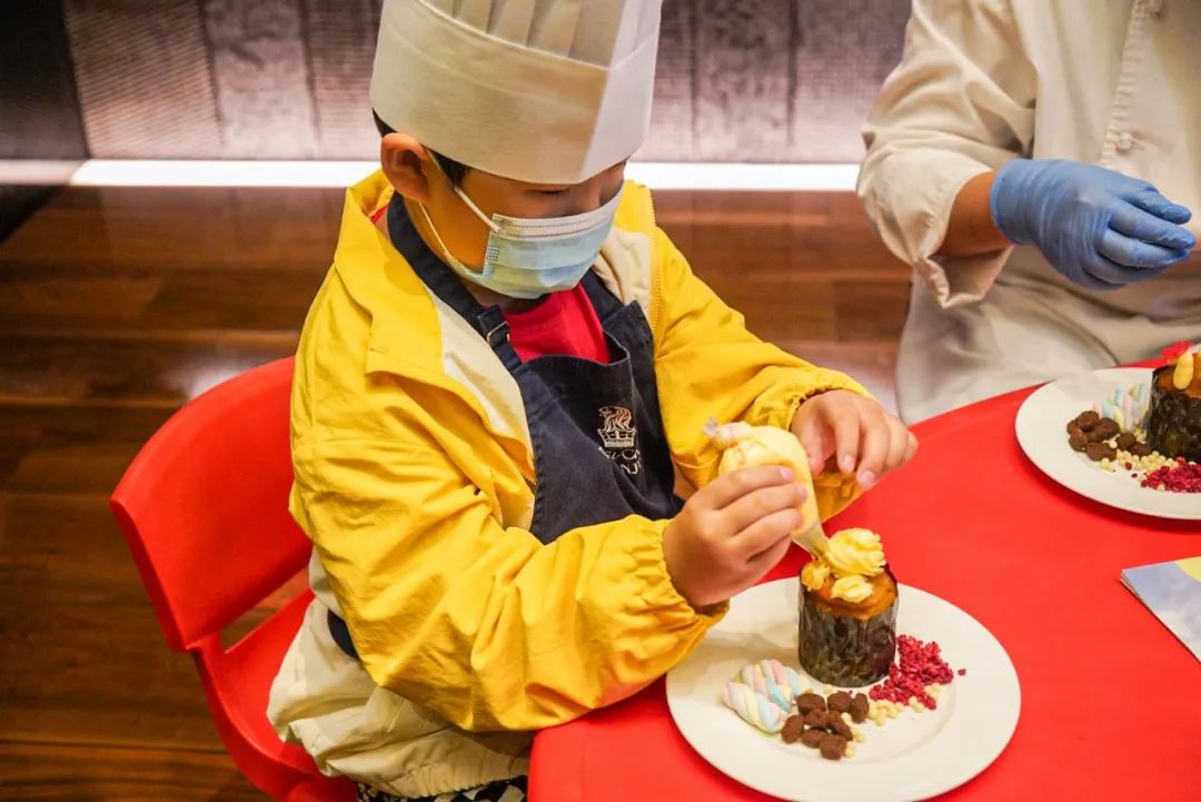 不到两千就能住天津丽思卡尔顿?还能随便吃?这样的羊毛不多了