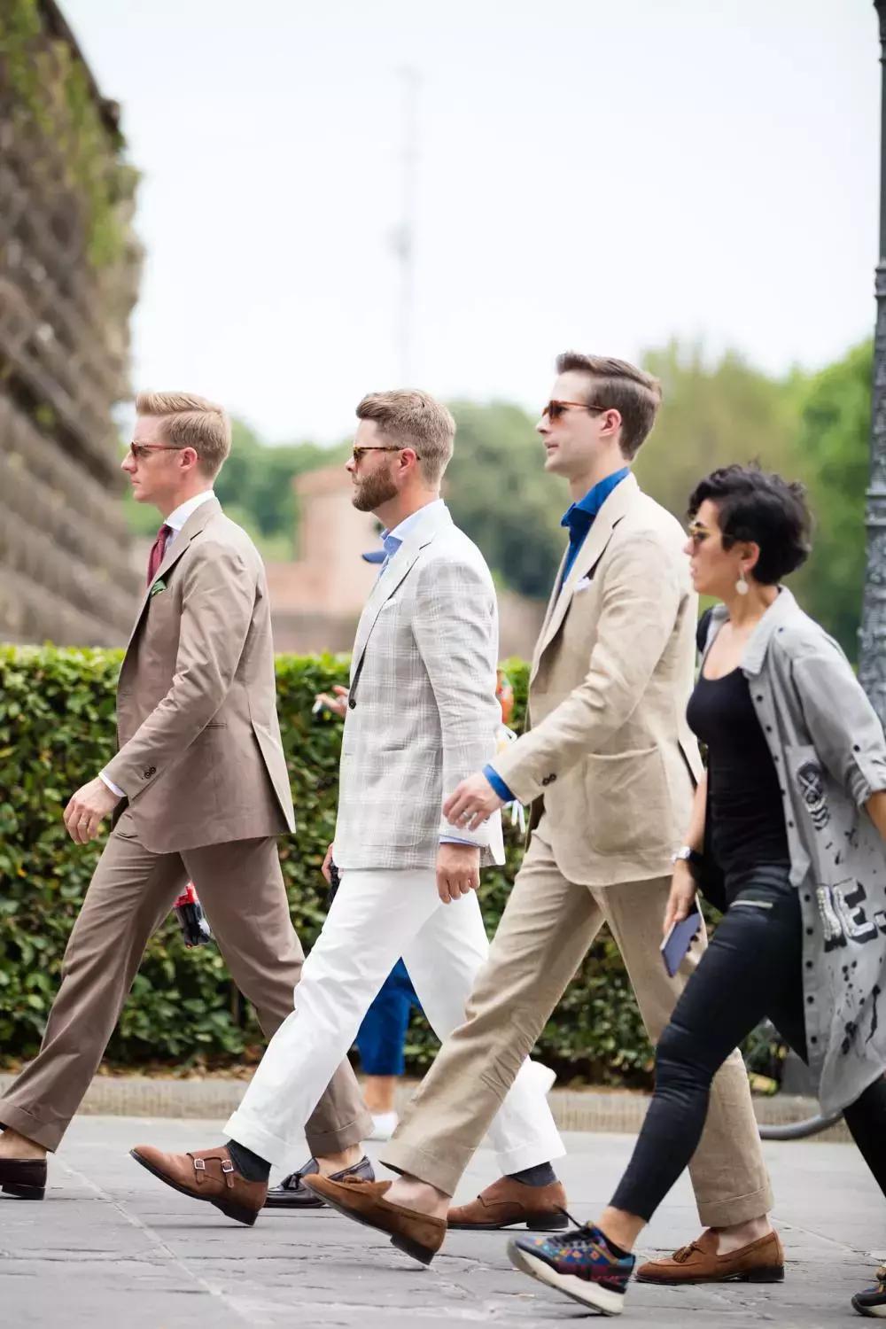 为什么有男性喜欢穿袜子的女生,为什么女生都喜欢男生穿袜子