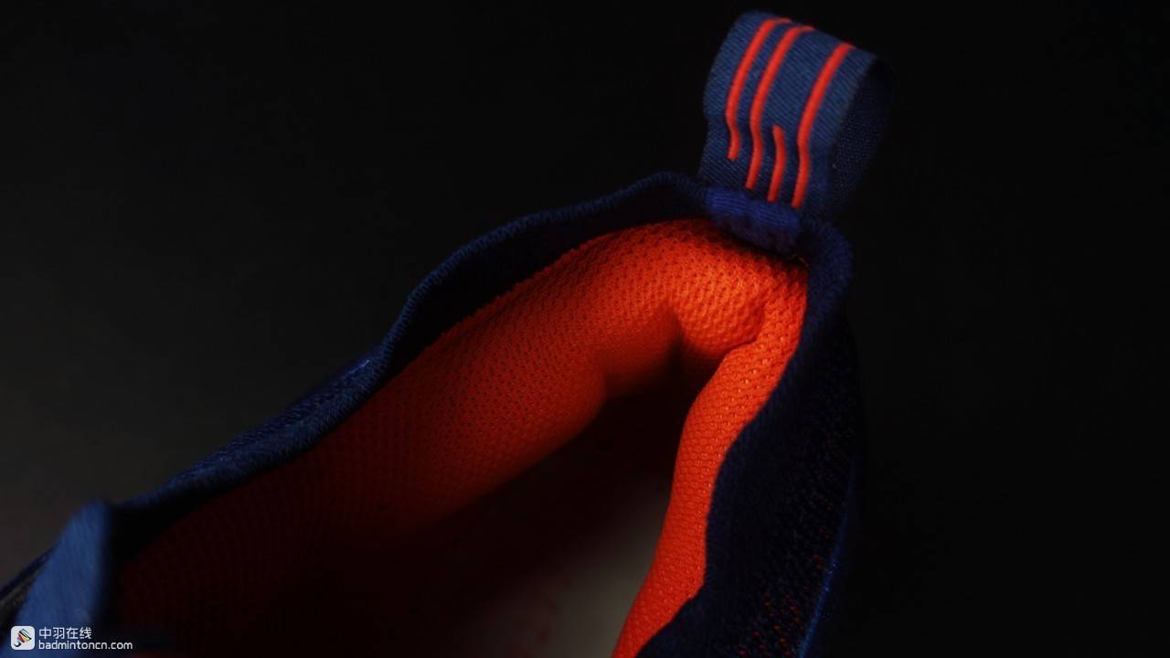 迪卡侬bs990,迪卡侬bs990与尤尼克斯88d