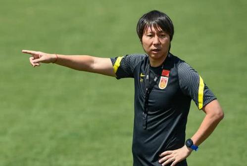 彭昱畅40个视频,彭昱畅10公里