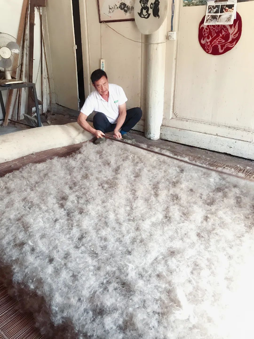 传统老式羊毛毡的制作,已消失的古老手工羊毛毡