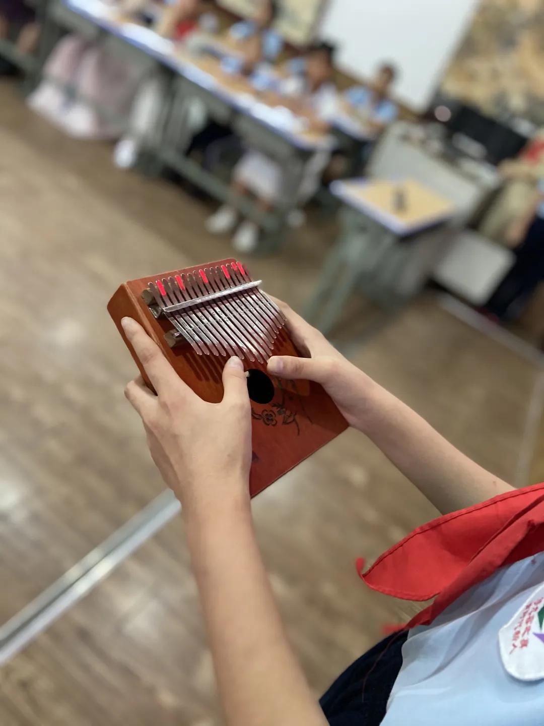 “展翅中国梦，腾飞我少年”福州市晋安区实验小学“从小学先锋，长大做先锋”少先队建队日系列活动简报