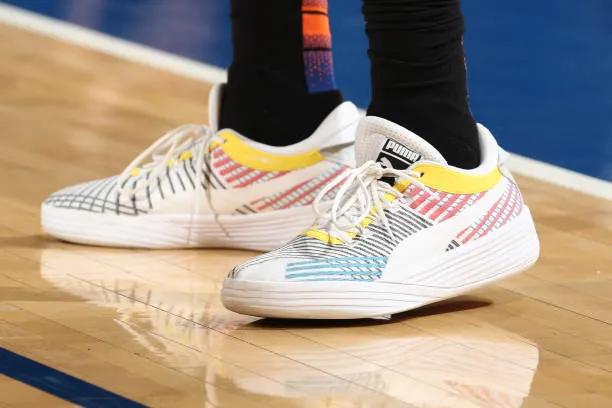 nba2019总决赛g5杜兰特上脚球鞋,nba球员上脚球鞋特雷杨2