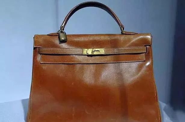 十大必买经典款包包图片及价格,十款永不过时的包双层