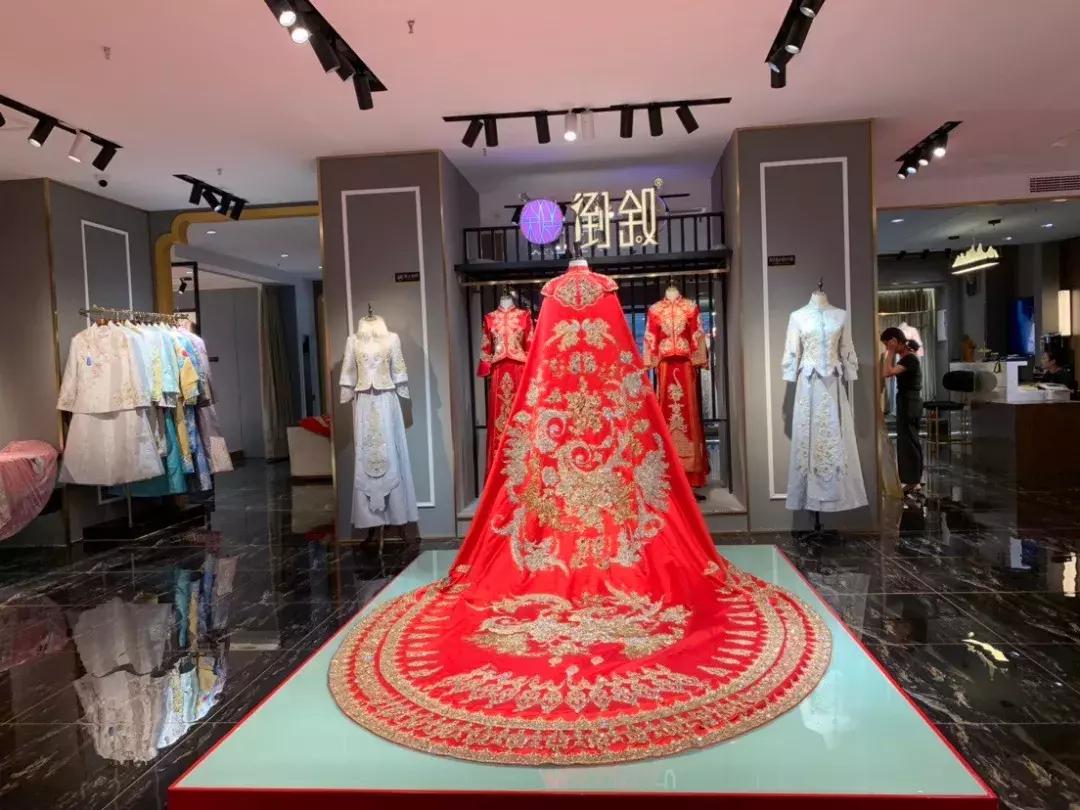 参观婚纱城,苏州虎丘婚纱图片大全