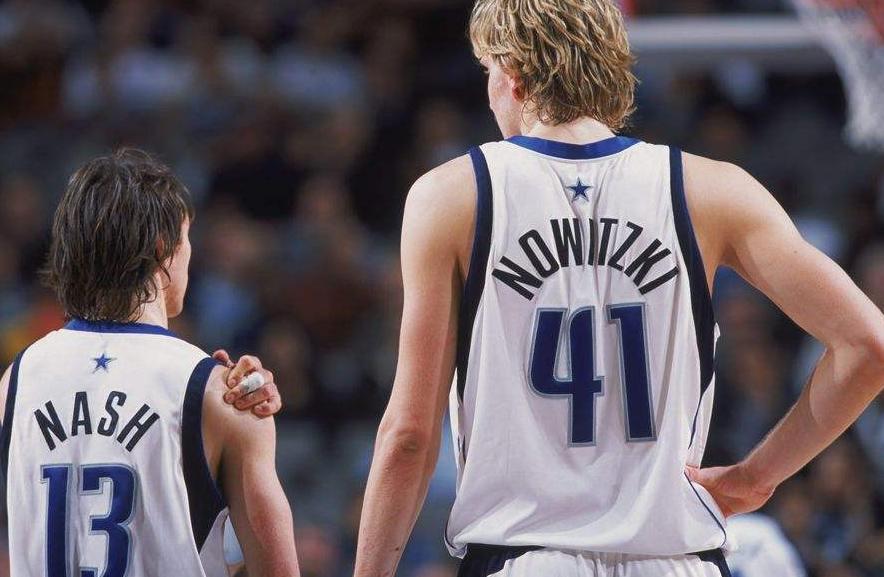 卡尔马龙和加内特谁的地位高,理性讨论谁的历史地位更高