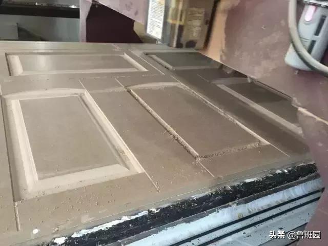 玻璃柜门开胶怎样修理,吸塑柜门开胶了怎么办