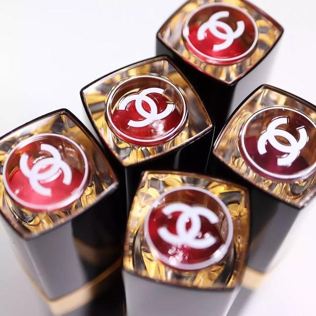 新品爆款口红有哪些牌子,最新的大牌限定口红有哪些