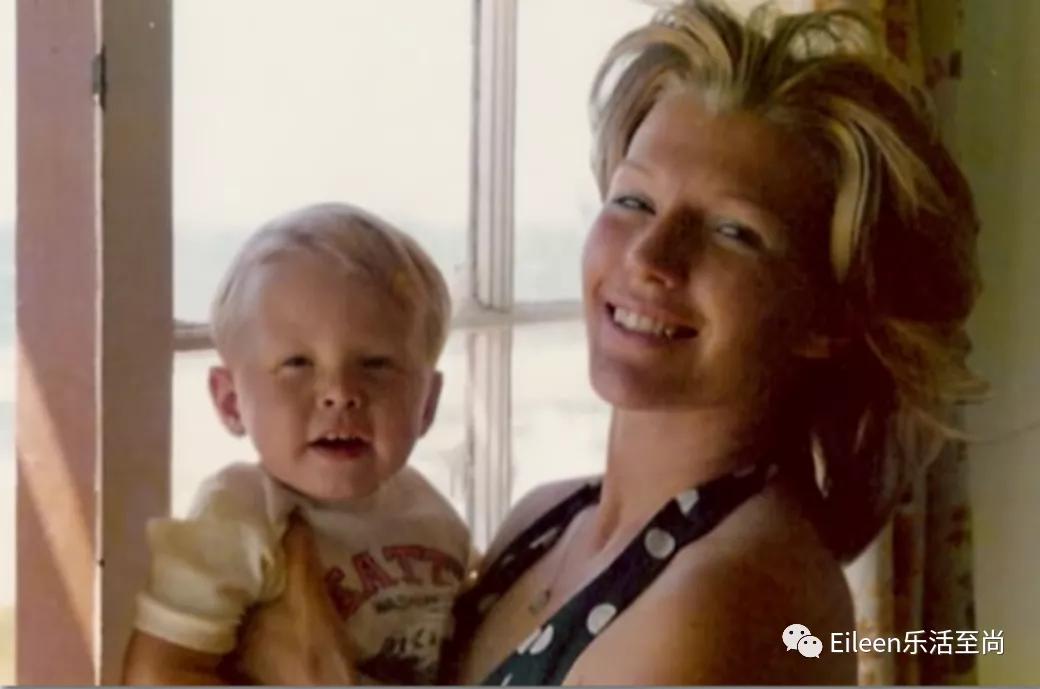 前夫爱继女，单身养出三超壕，31岁离婚后开启美魔女传奇