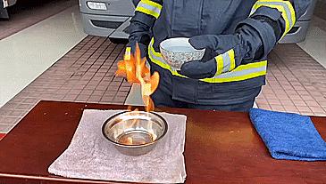 酒精的火焰怎么灭,酒精点燃的火怎么扑灭