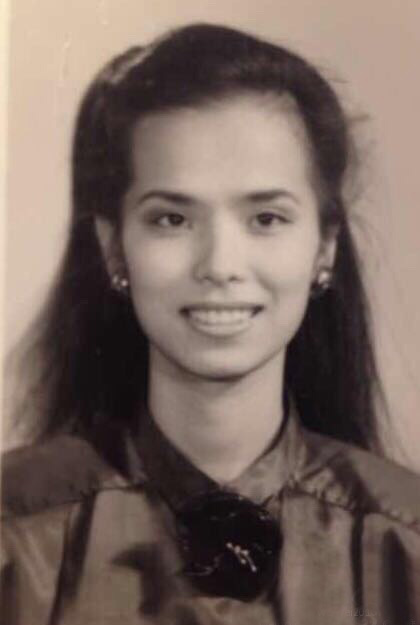 56岁韦唯生活艰难,陪伴妈妈最艰难的日子