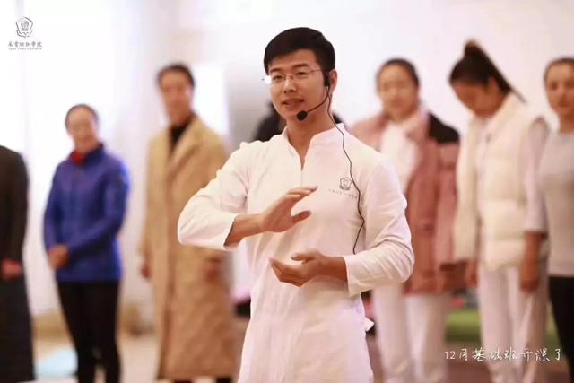 瑜伽老师如何自我练习,瑜伽老师自我练习方法