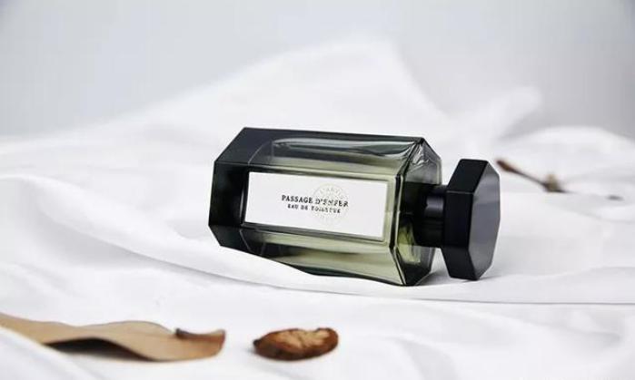 让人闻过一次就记住的香水,让人一闻就能记住你的大牌香水