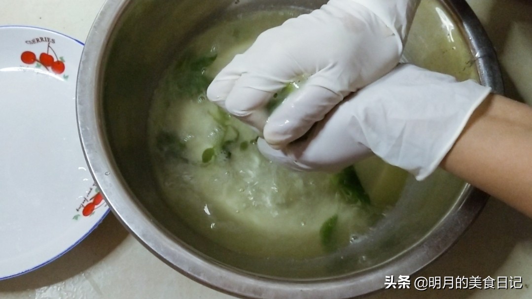 菠菜鸡蛋胡萝卜水饺馅的做法,菠菜鸡蛋虾皮饺子馅营养