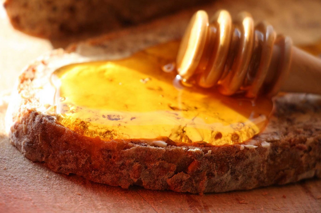 最有效的抗痘痘方法,对抗痘痘的便宜好用药膏