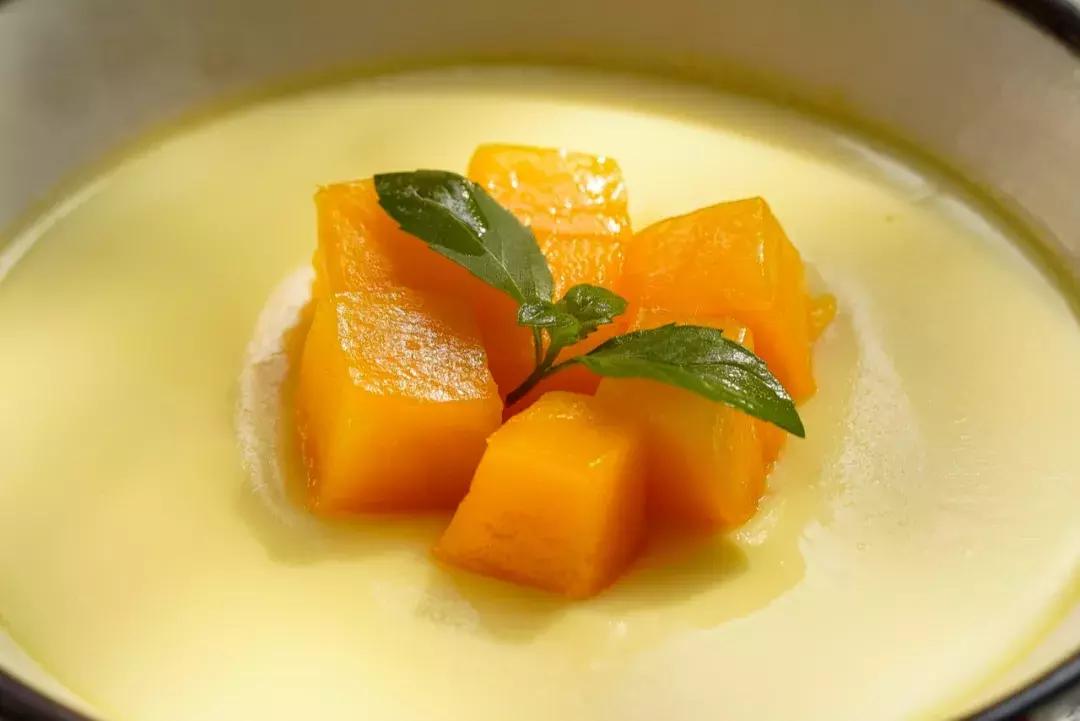 只用纯鸡蛋做出美味的鸡蛋布丁,纯牛奶布丁鸡蛋的做法