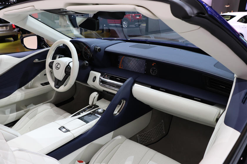 2023雷克萨斯lc500硬顶敞篷版,2021款雷克萨斯lc500敞篷