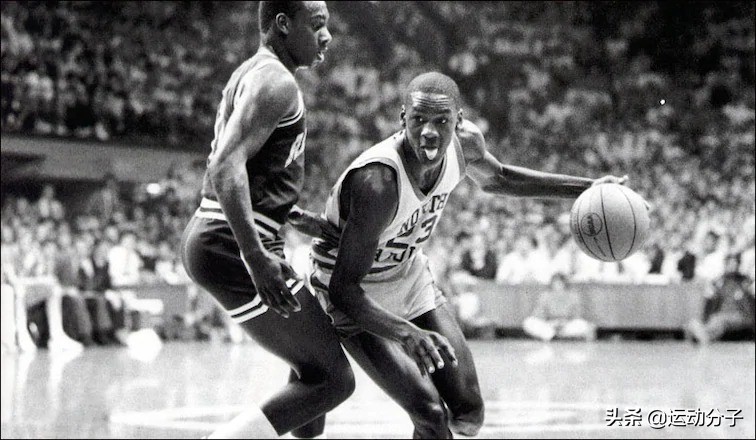 迈克尔乔丹哪一年新秀,迈克尔乔丹十大巅峰时刻