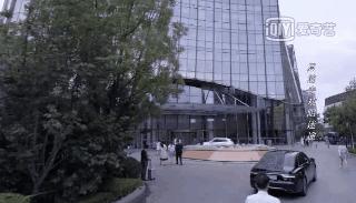 精英律师罗槟栗娜片段,精英律师罗槟去栗娜家里