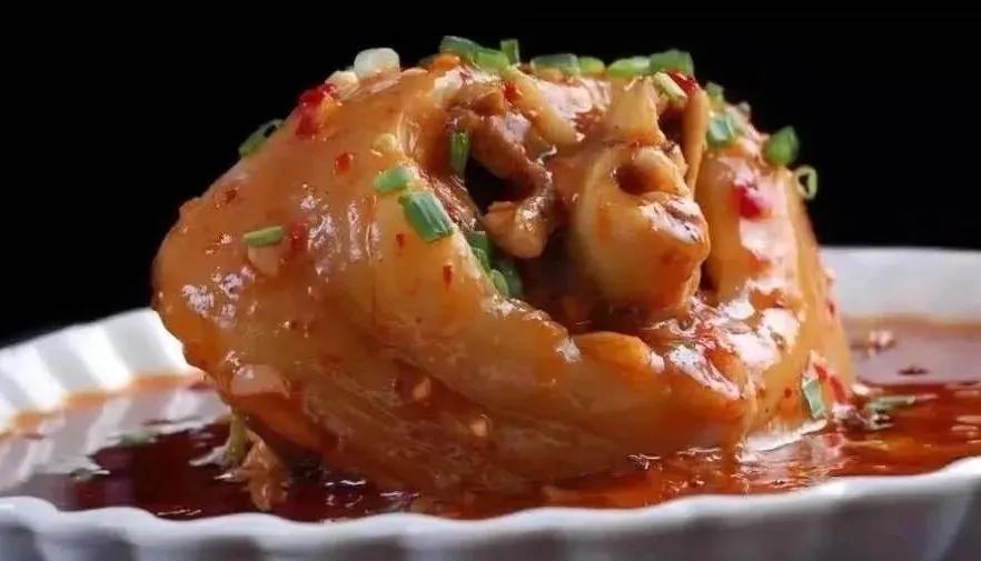 李子柒令人向往的世外桃源生活,李子柒记录的简单淳朴的田园生活