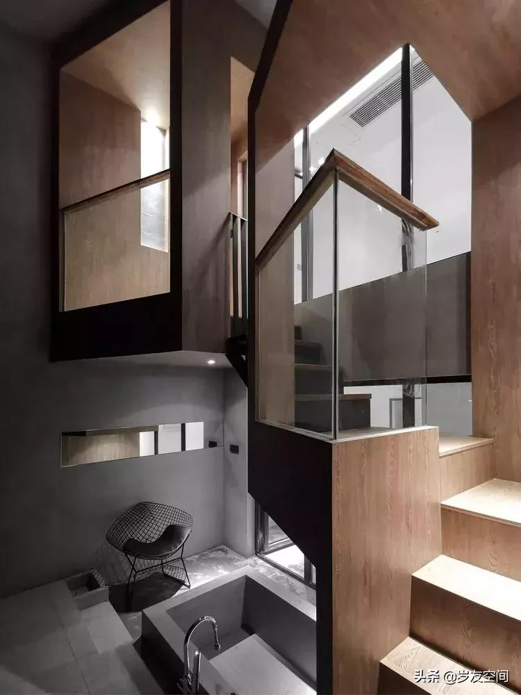 居民楼改造成私人会所,普通居民楼改造成了无敌江景民宿