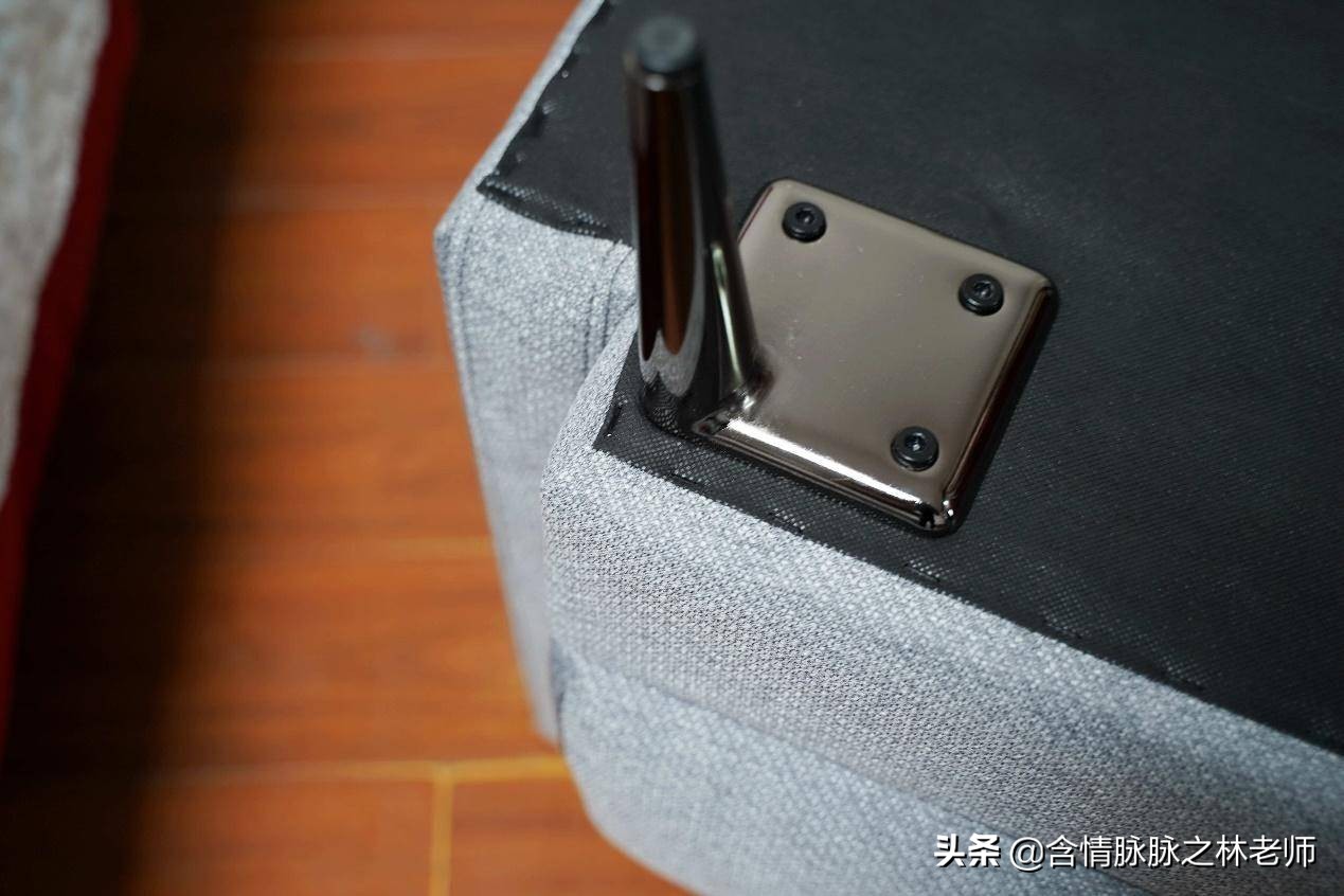 小居室沙发如何选，8HClean抗菌时尚布艺沙发